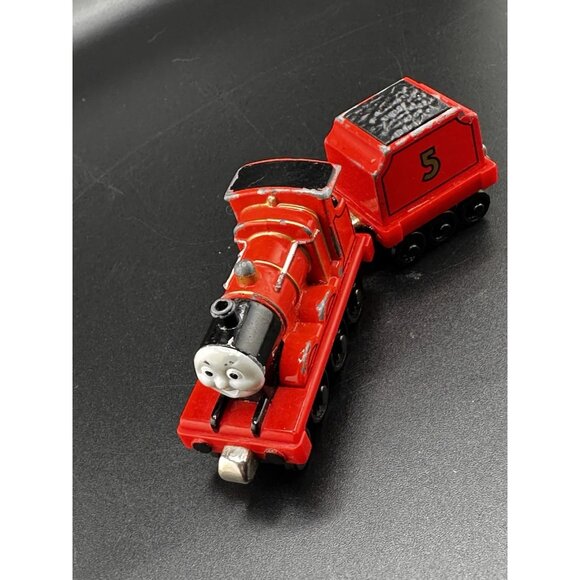 2002 James And Tender Thomas & Friends Take-N-Play Along Diecast Train #5 Engine - Picture 5 of 11